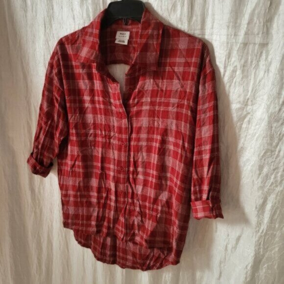 RVCA Red Plaid Cut Out Button Down Shirt Sz Small - Picture 2 of 13